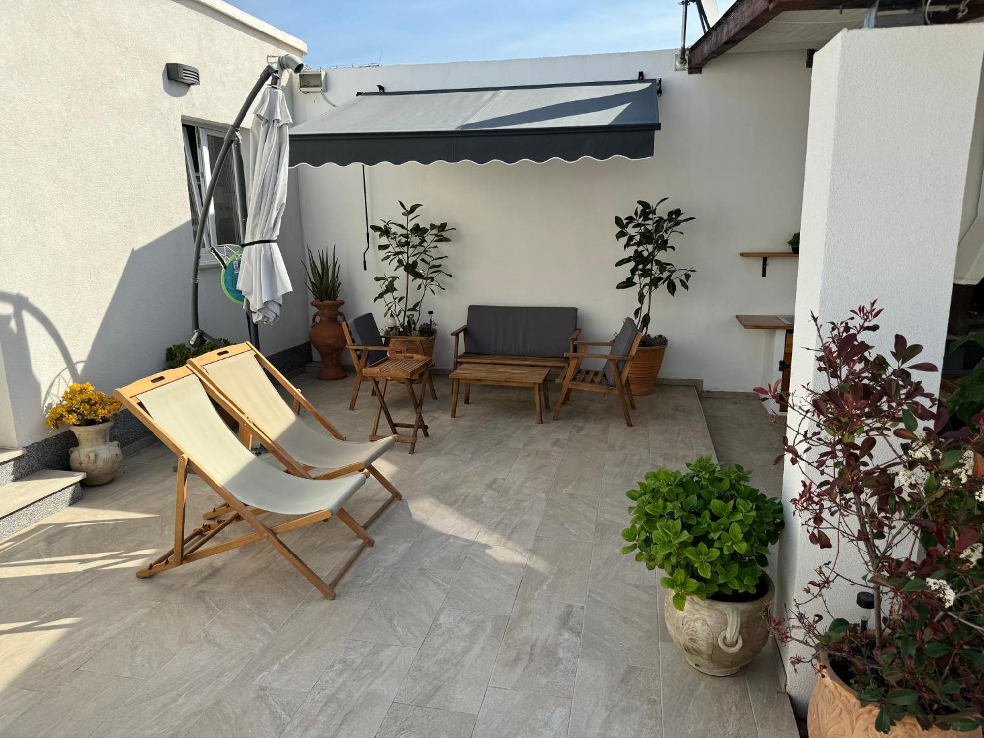Beach House Oasis Villa Livak คาชเตลา ภายนอก รูปภาพ
