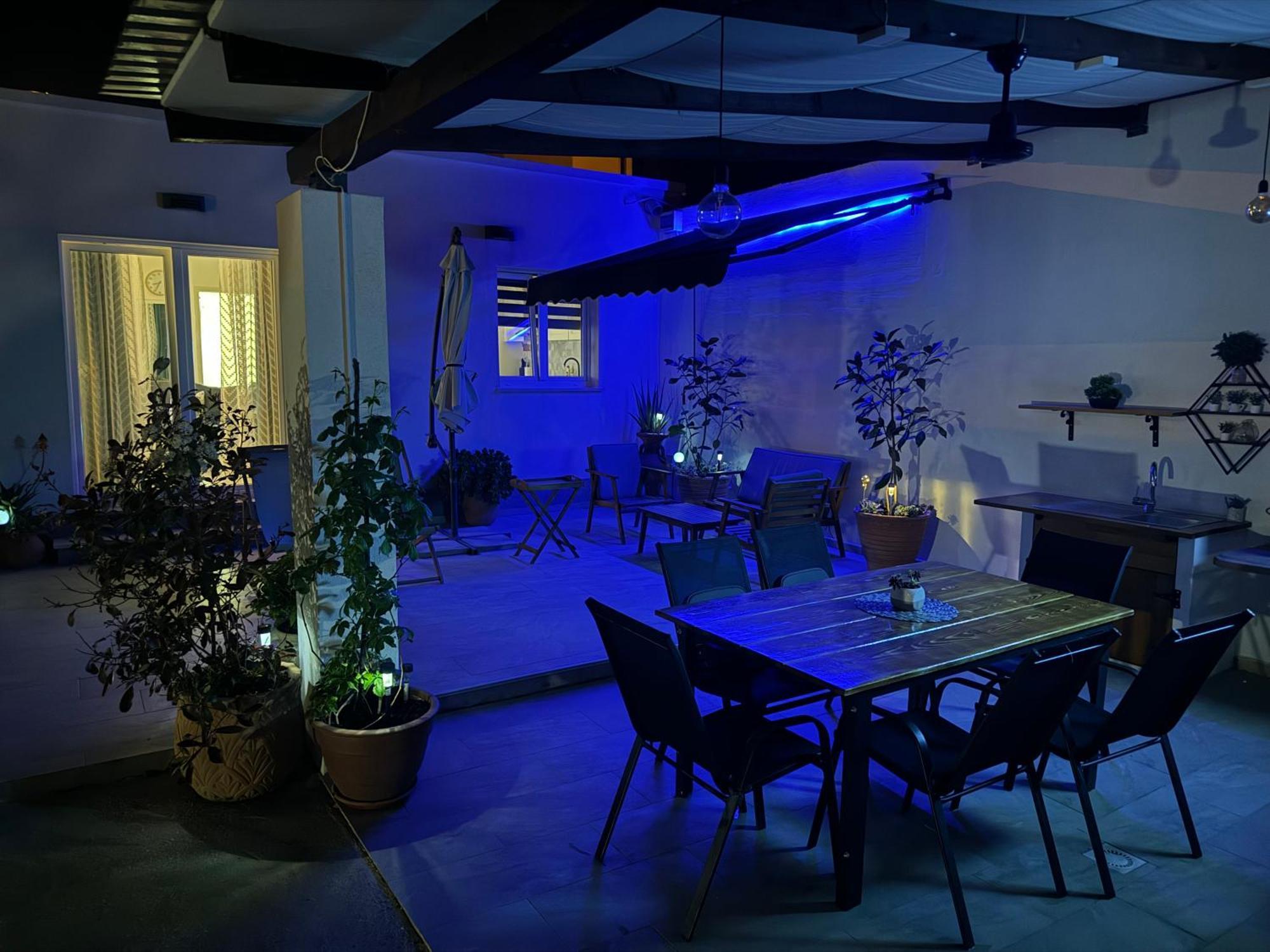 Beach House Oasis Villa Livak คาชเตลา ภายนอก รูปภาพ