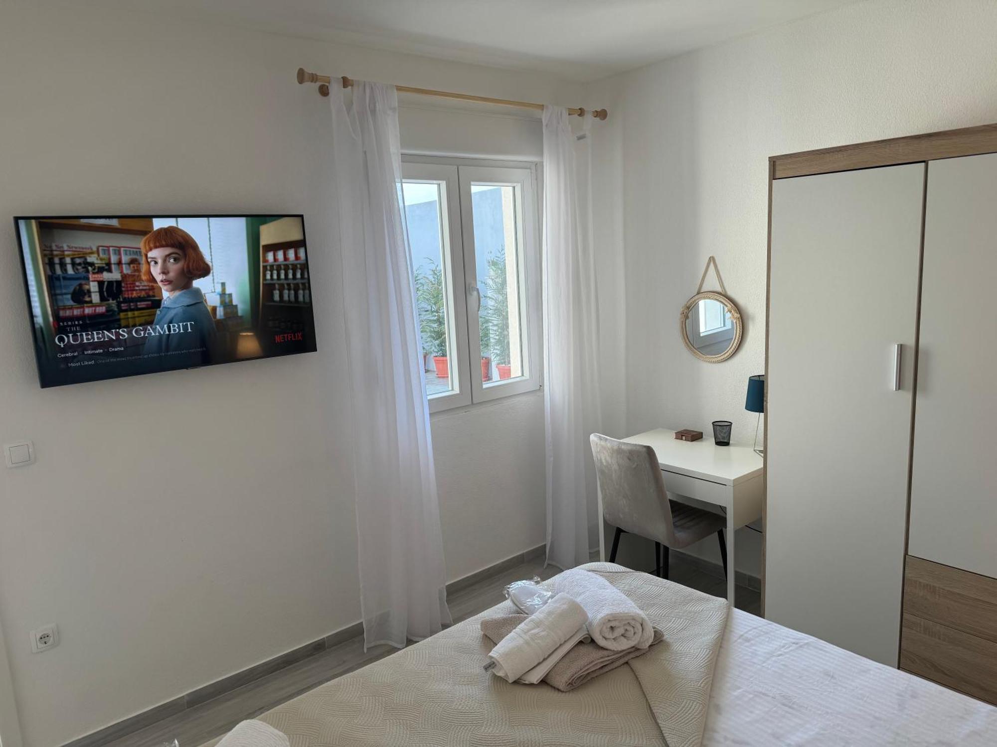 Beach House Oasis Villa Livak คาชเตลา ภายนอก รูปภาพ