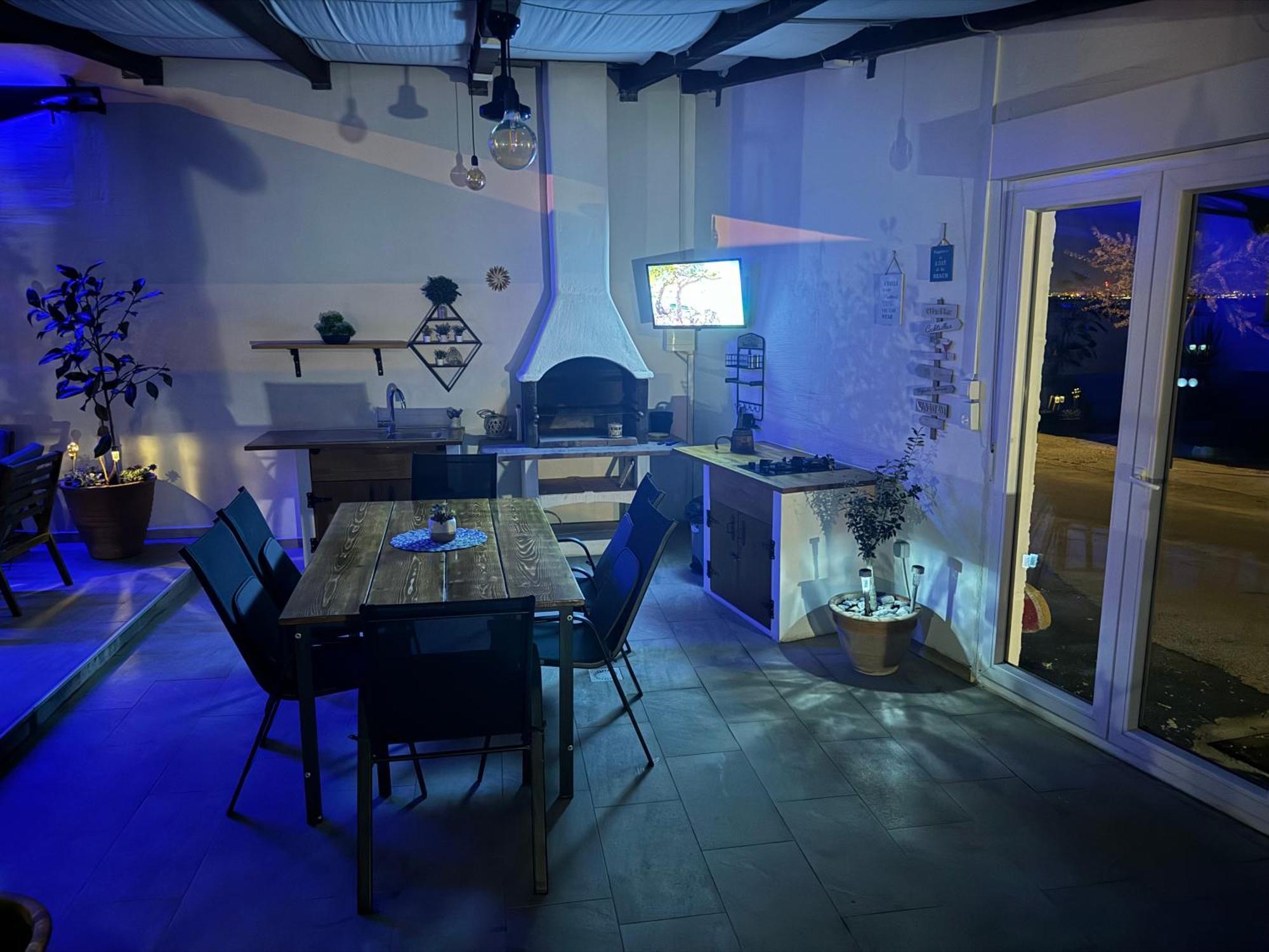Beach House Oasis Villa Livak คาชเตลา ภายนอก รูปภาพ